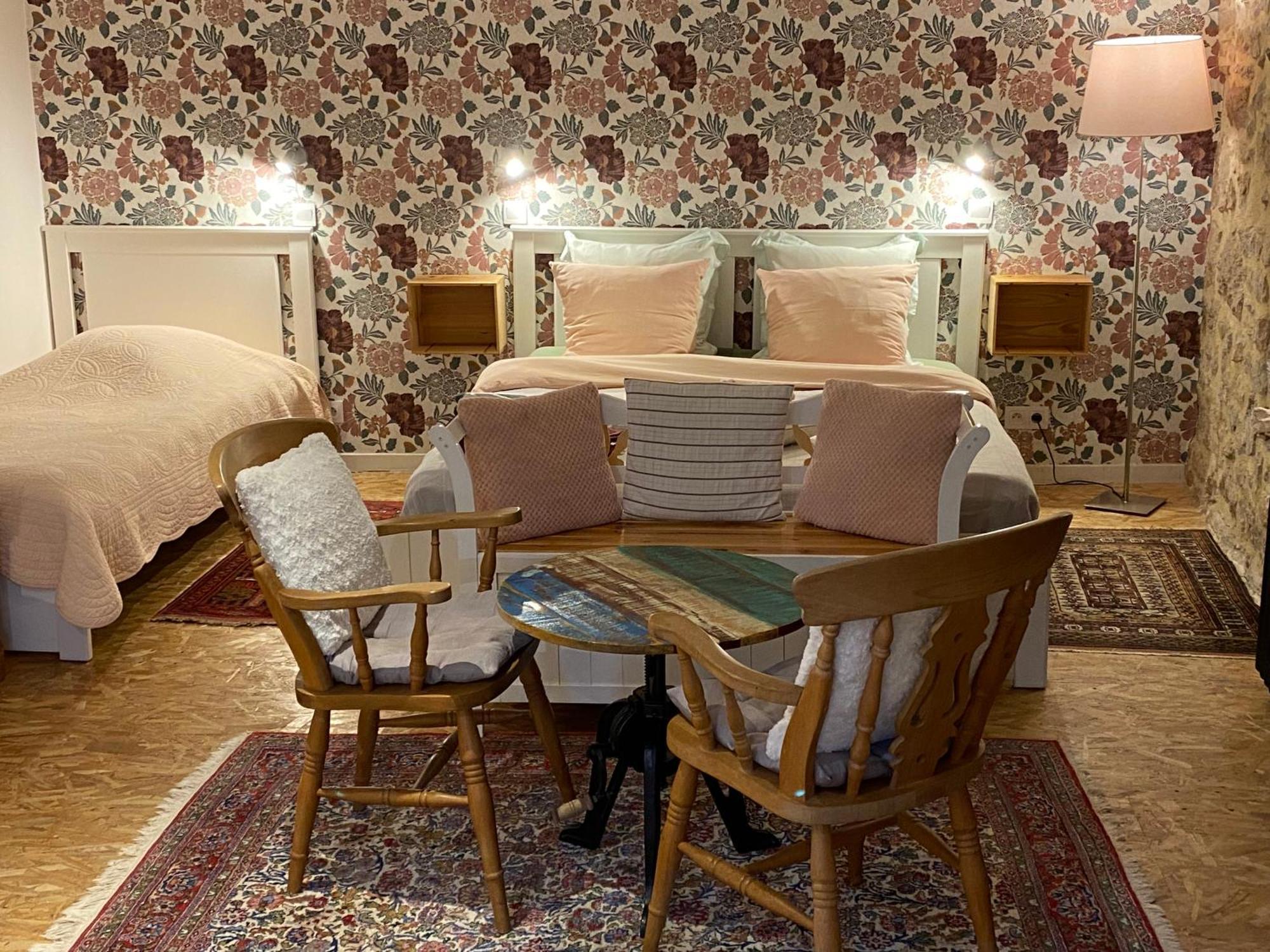 Chambre D'Hotes Les 3 Cochons D'Olt Arcambal Exteriér fotografie